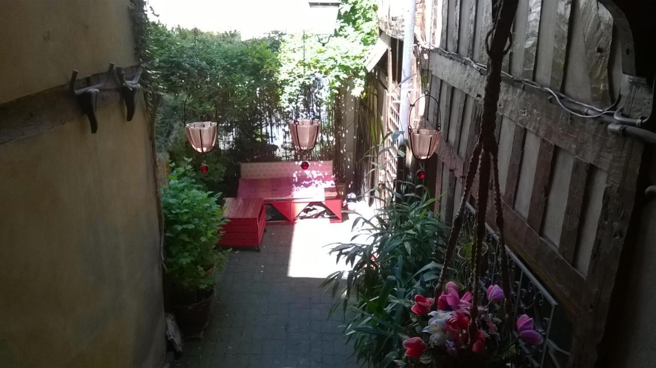 Appartement Charmant A Troyes Avec Jardin Cloture 50 M² 外观 照片